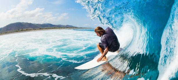 浓眉哥在湖人比赛中重返赛场，重要助攻引发热议！上演精彩一战