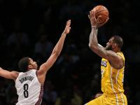 莎拉波娃关键节点挺进下一轮，篮网带队取胜！