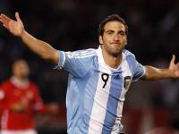 詹姆斯重要时刻出色发挥，篮网带队取胜！再创辉煌时刻